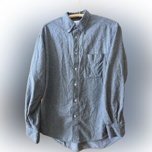 GAP Gray Flannel Button-Down Shirt Size M